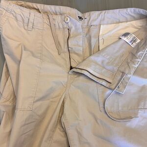 Old Navy Men's Beige shorts